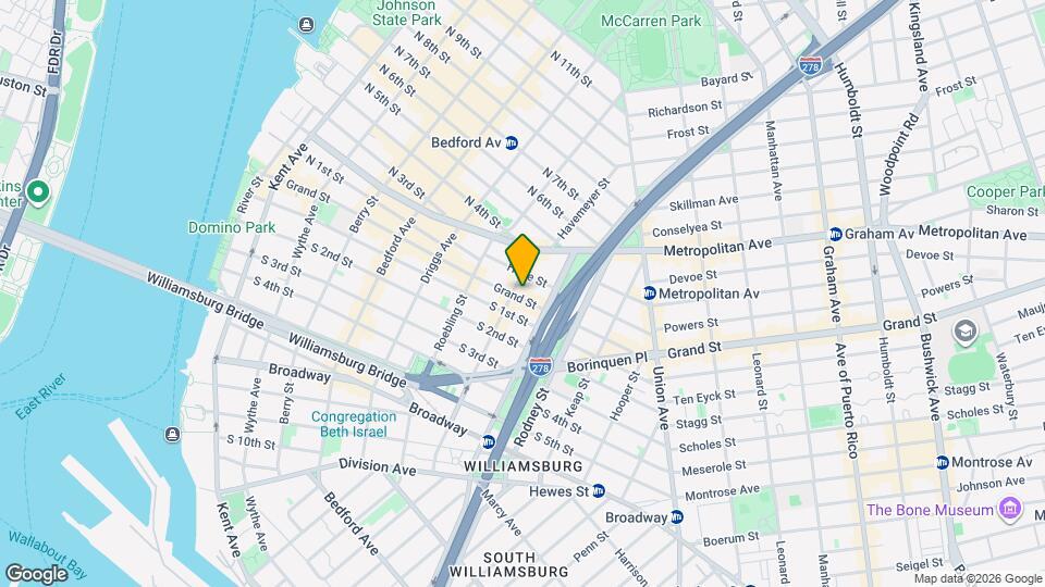 321 Grand St Mapa y Detalles de la Ubicación