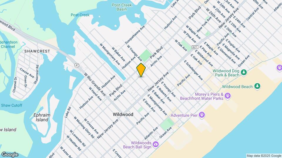 136 W Baker Ave Mapa y Detalles de la Ubicación