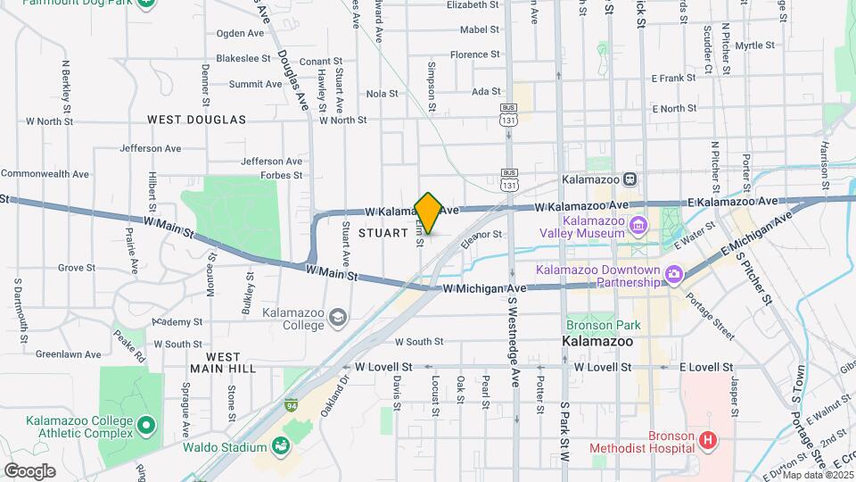 224 Elm St Map and Location Details