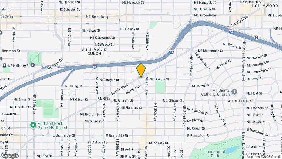 2704-2714 NE Sandy Blvd Mapa y Detalles de la Ubicación
