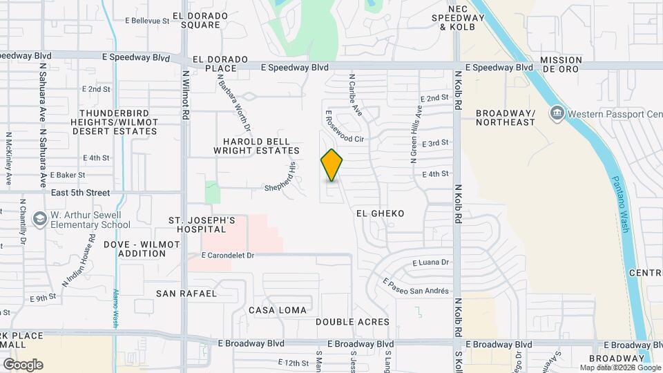 680 N Mann Ave Map and Location Details