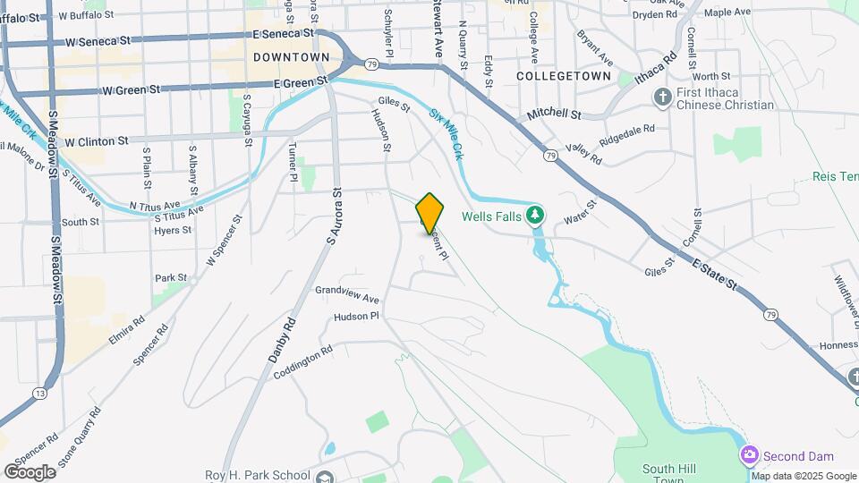 115 Crescent Plz, Unit 118 Map and Location Details