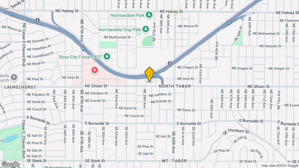 5635 NE Glisan St Mapa y Detalles de la Ubicación