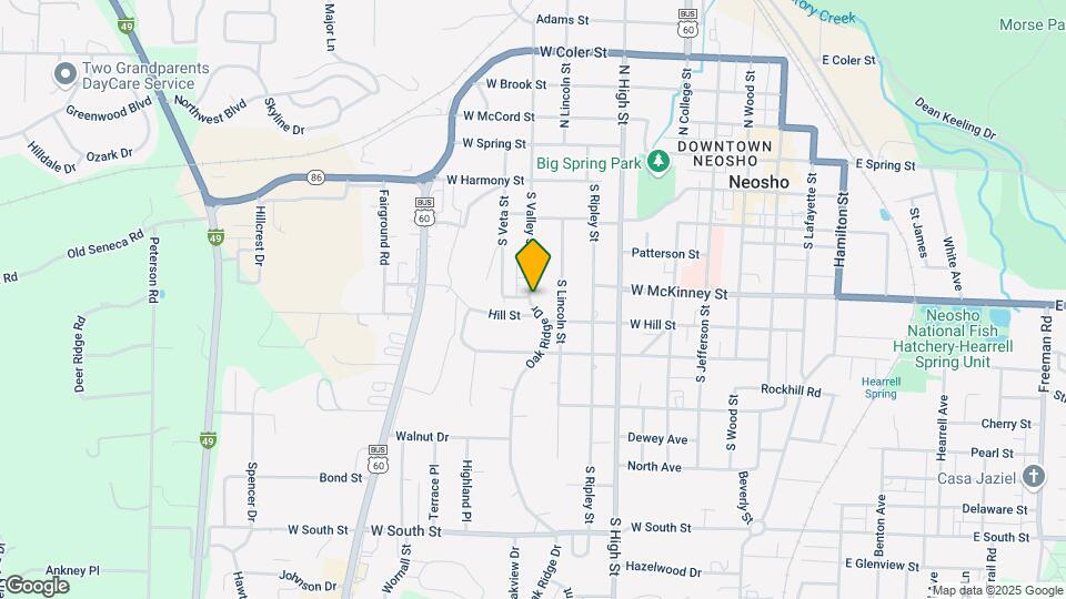 501 Oak Ridge Dr Map and Location Details