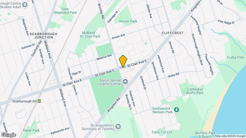 Modern 2+Den Townhome in Scarborough – 140 Map and Location Details