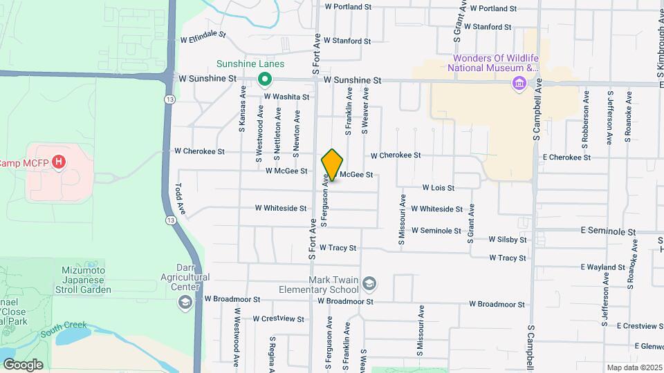 1155 W Lindberg St Map and Location Details