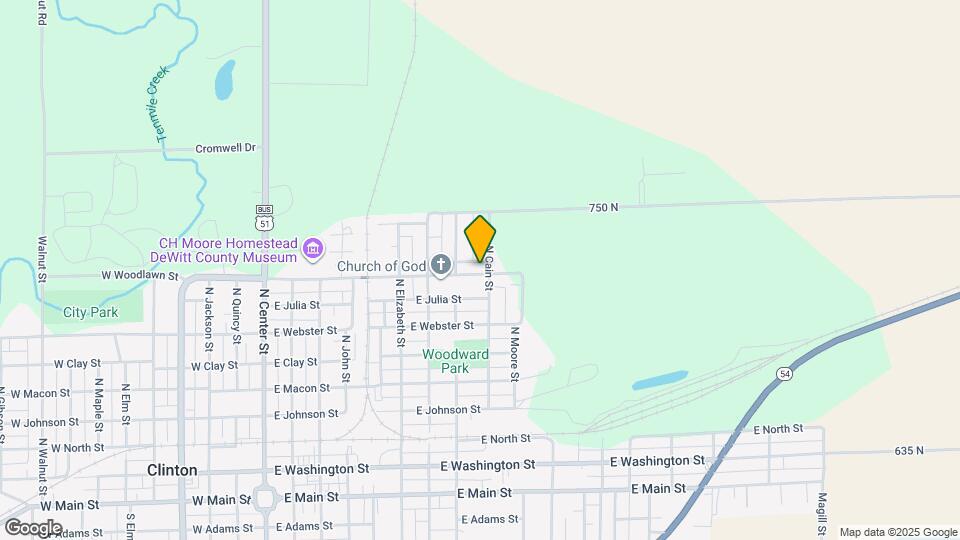 821 E Woodlawn St Mapa y Detalles de la Ubicación