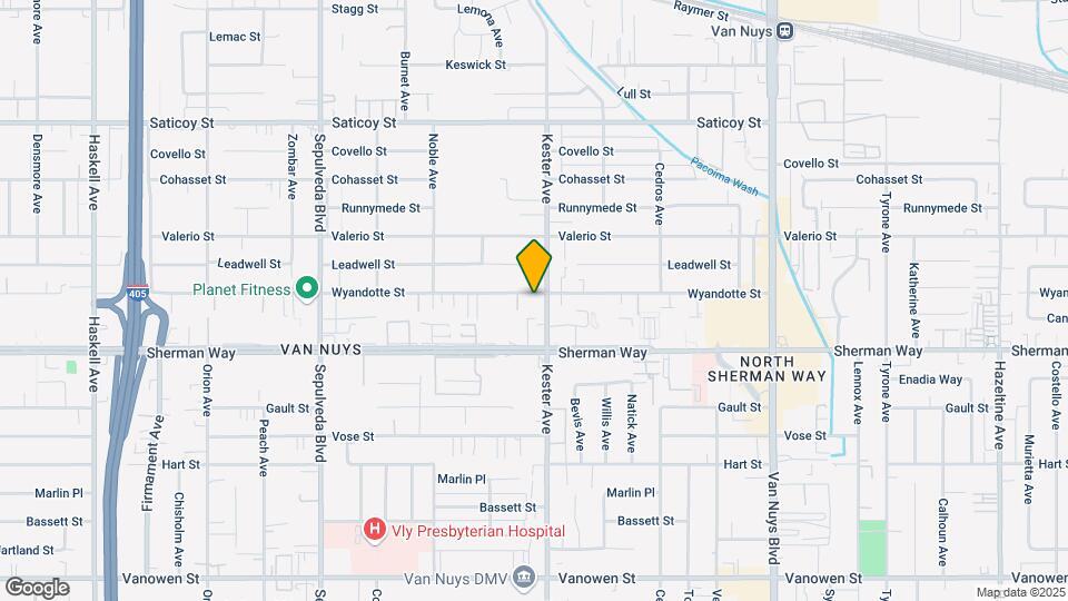 14912 Wyandotte St Apartments Map and Location Details