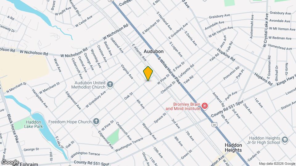 128 Oak St Map and Location Details