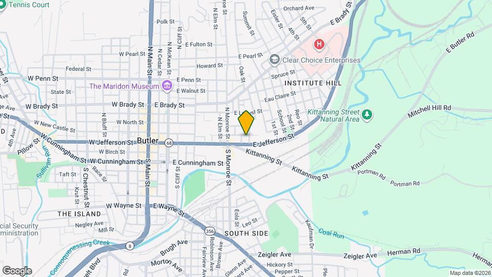 121 College St Mapa y Detalles de la Ubicación