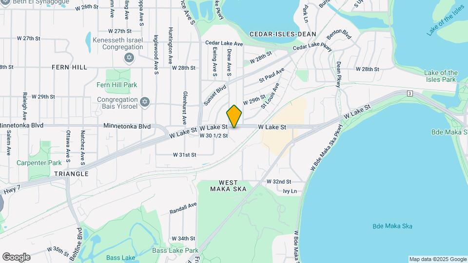 3004 Lake Shore Dr Map and Location Details