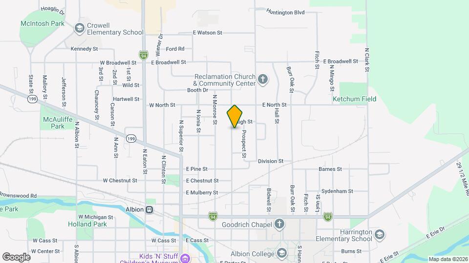 818 N Berrien St Map and Location Details
