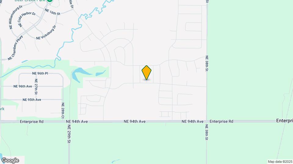 709 NE Hunter Dr Map and Location Details