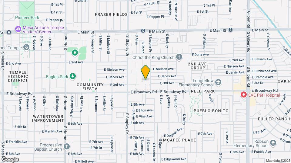 321-337 S Doran St Mapa y Detalles de la Ubicación