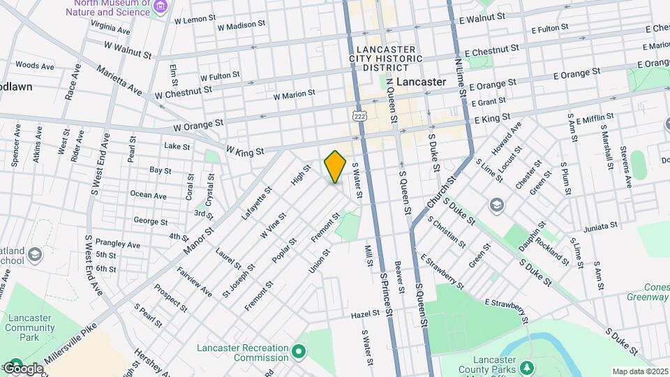 214 W Strawberry St Mapa y Detalles de la Ubicación