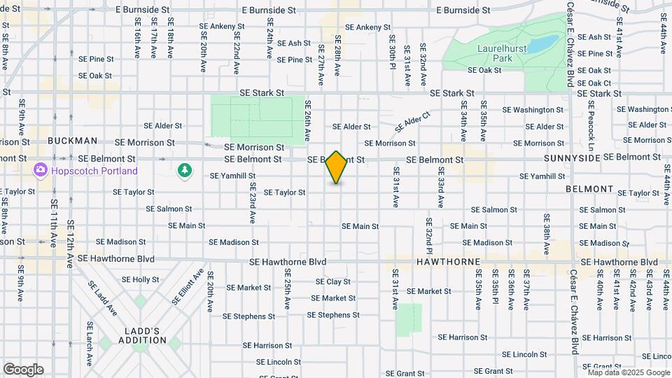 2725-2743 SE Taylor St Map and Location Details