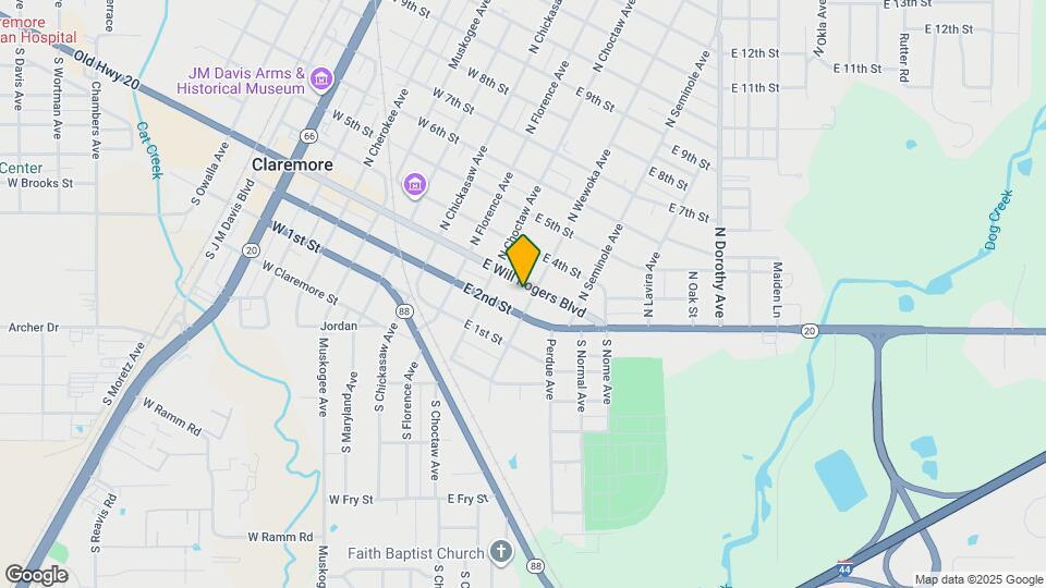 327 E Will Rogers Blvd Map and Location Details