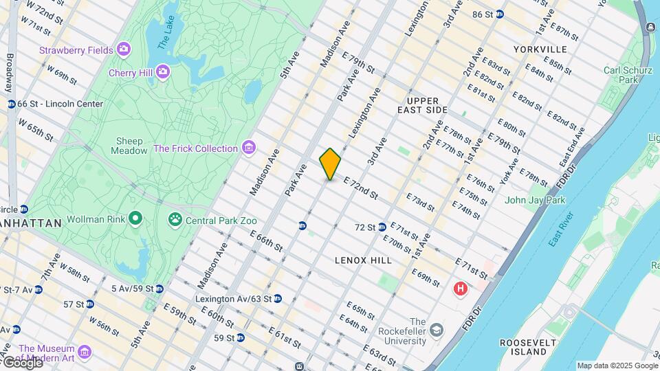 Townhouse Parlor Floor Duplex w/ 15' ceil's Map and Location Details