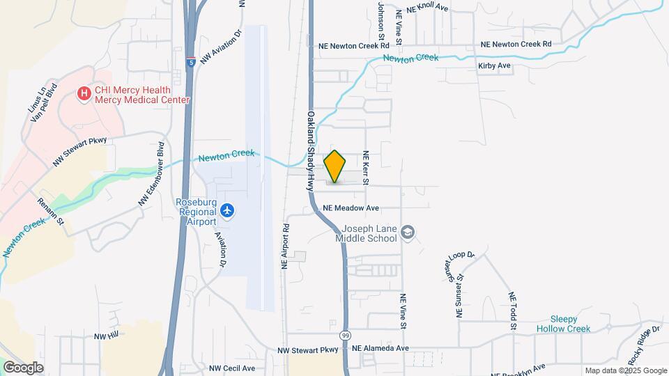 524 NE Clover Ave Map and Location Details