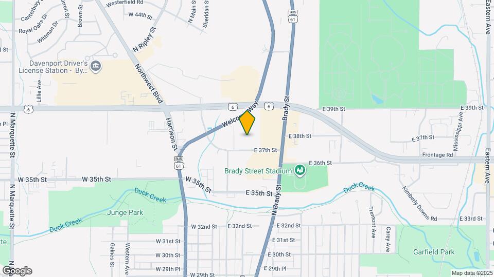 220 E 37th St Map and Location Details