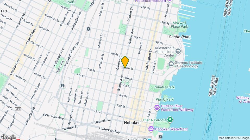 527 Willow Ave Map and Location Details