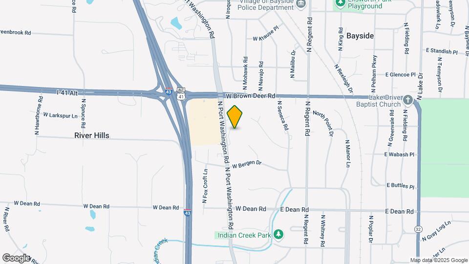 8660 N Port Washington Rd Mapa y Detalles de la Ubicación