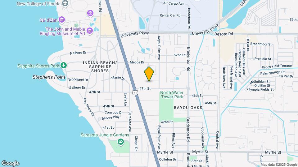 910 Royal Palm Dr Map and Location Details