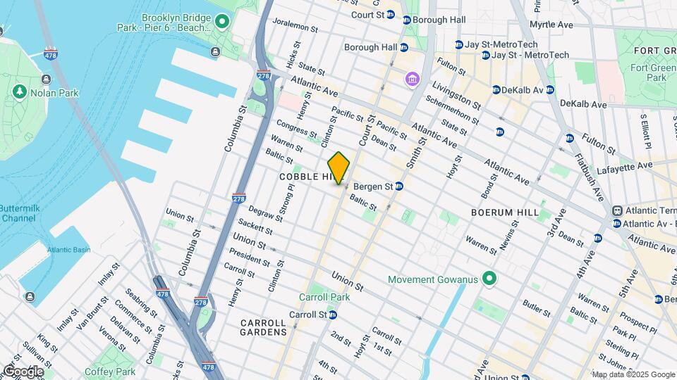 240-242 Court St Mapa y Detalles de la Ubicación