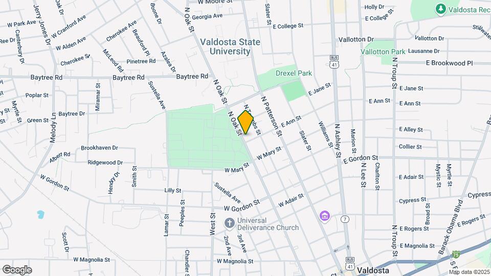 1201 N Oak St Map and Location Details