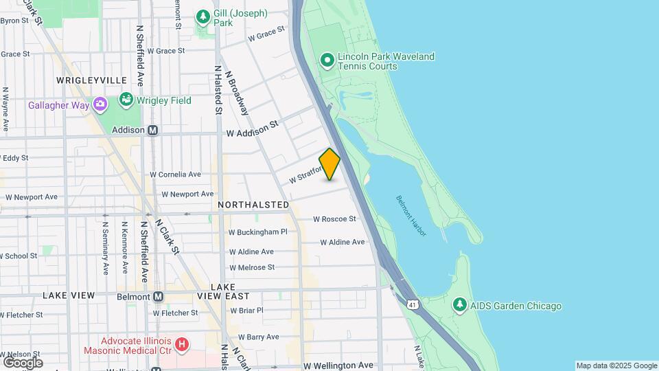 530 W Hawthorne Pl, Unit 3450-2602 Map and Location Details