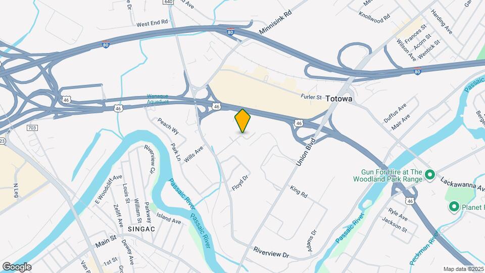 4 Tow Path Cres Map and Location Details