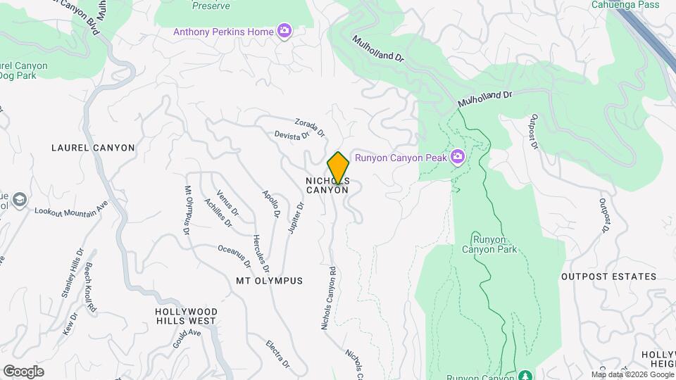 2410 Nichols Canyon Rd Map and Location Details