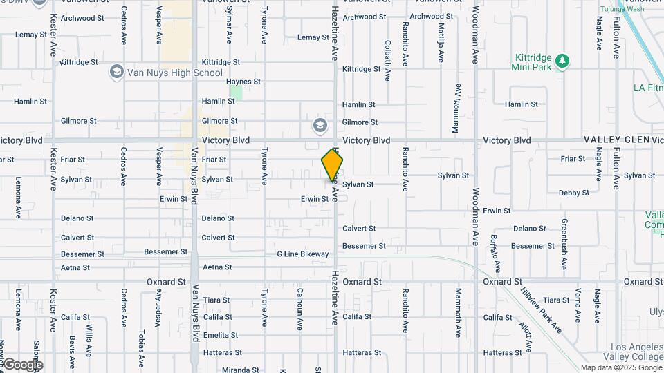 6257 Hazeltine Ave Mapa y Detalles de la Ubicación