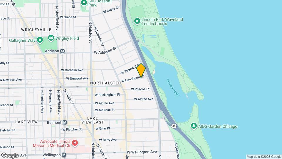 525 W Hawthorne Pl, Unit 2202 Map and Location Details