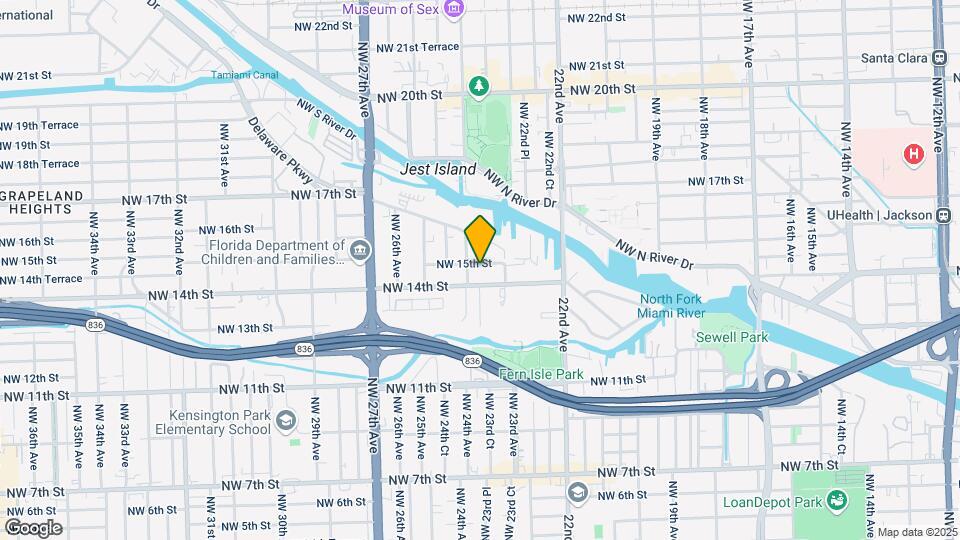 2352 NW 15th St Map and Location Details