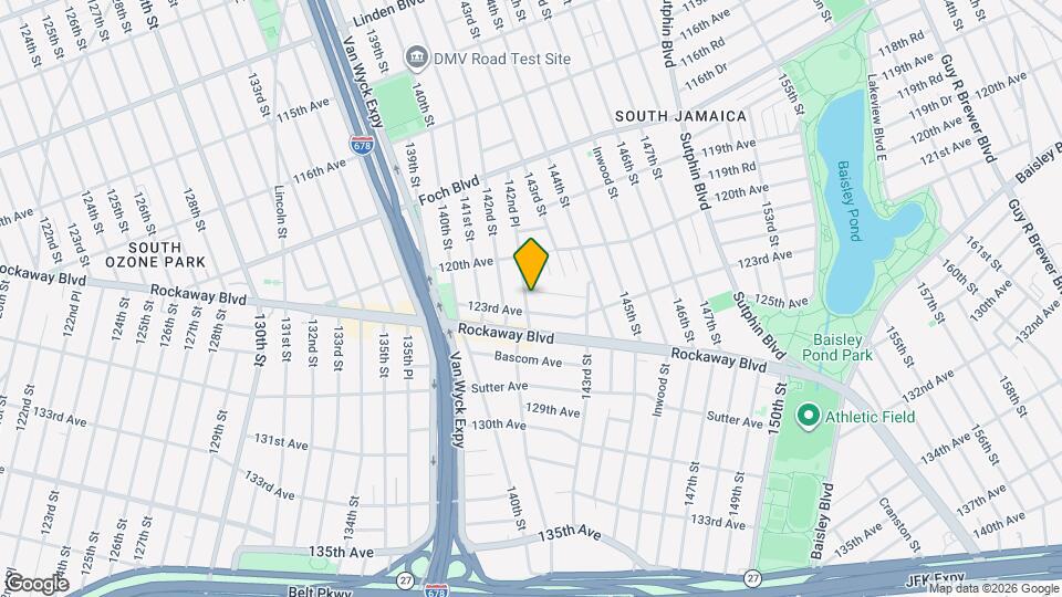 122-07-122142 142nd Pl Map and Location Details