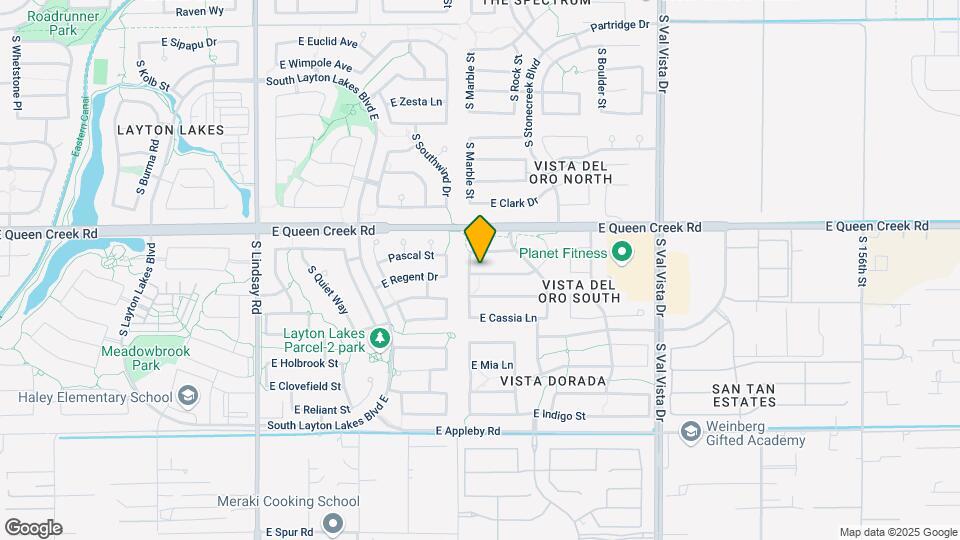 1242 E Strawberry Dr Mapa y Detalles de la Ubicación