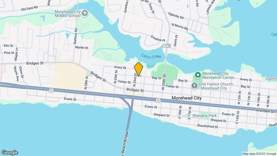 2209 Bay St Map and Location Details