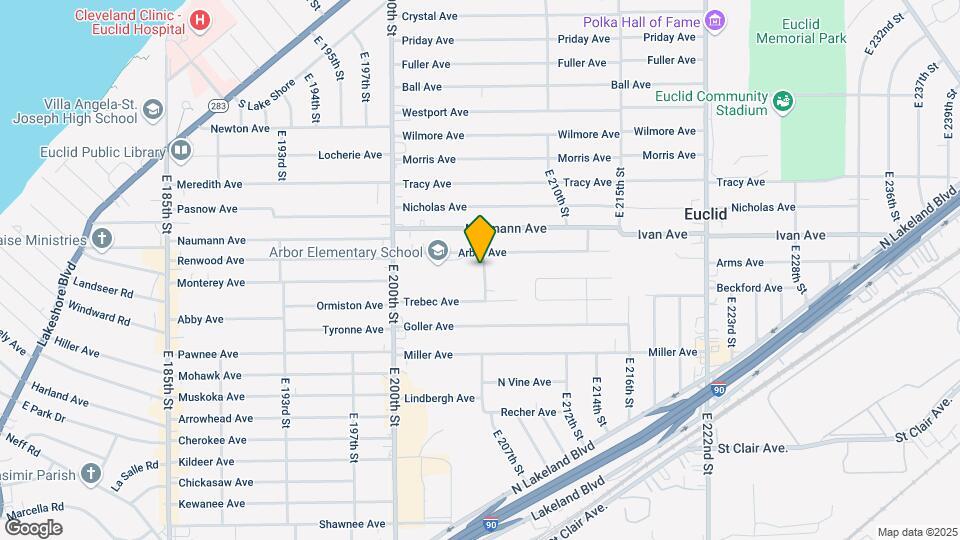 538 E 208th St Map and Location Details