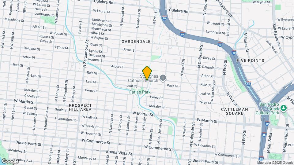 823 N Trinity Map and Location Details