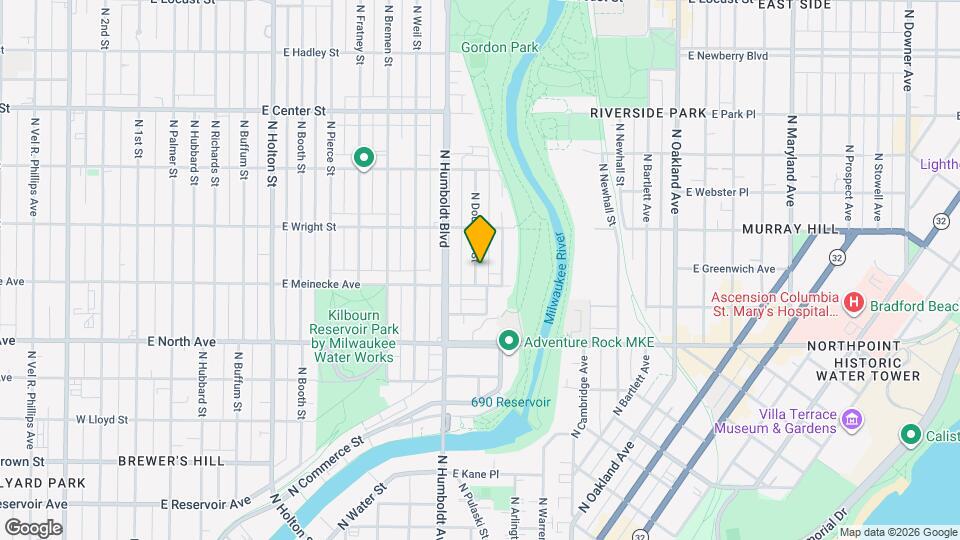 2416 N Dousman St Mapa y Detalles de la Ubicación