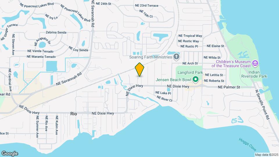1581 NE Maureen Ct Map and Location Details