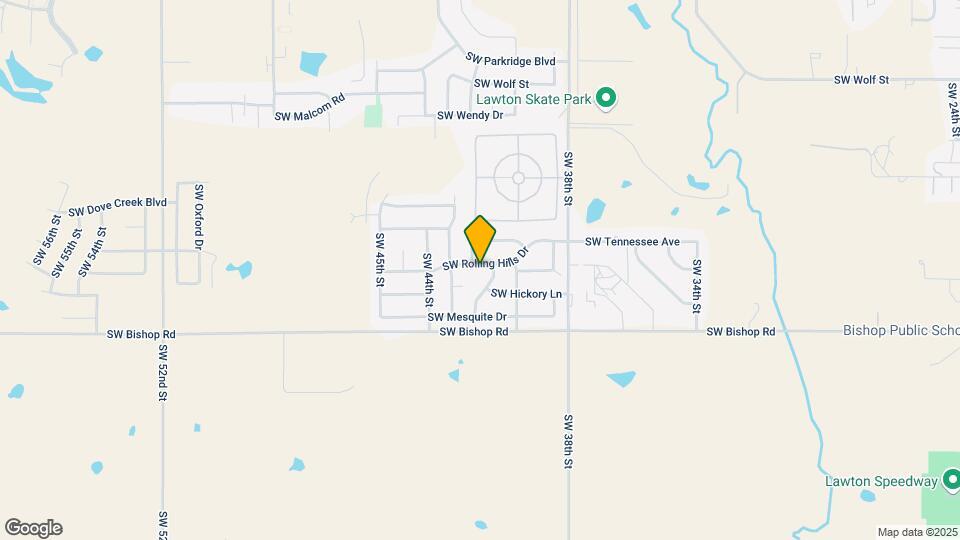 4104 SW Rolling Hills Dr Map and Location Details