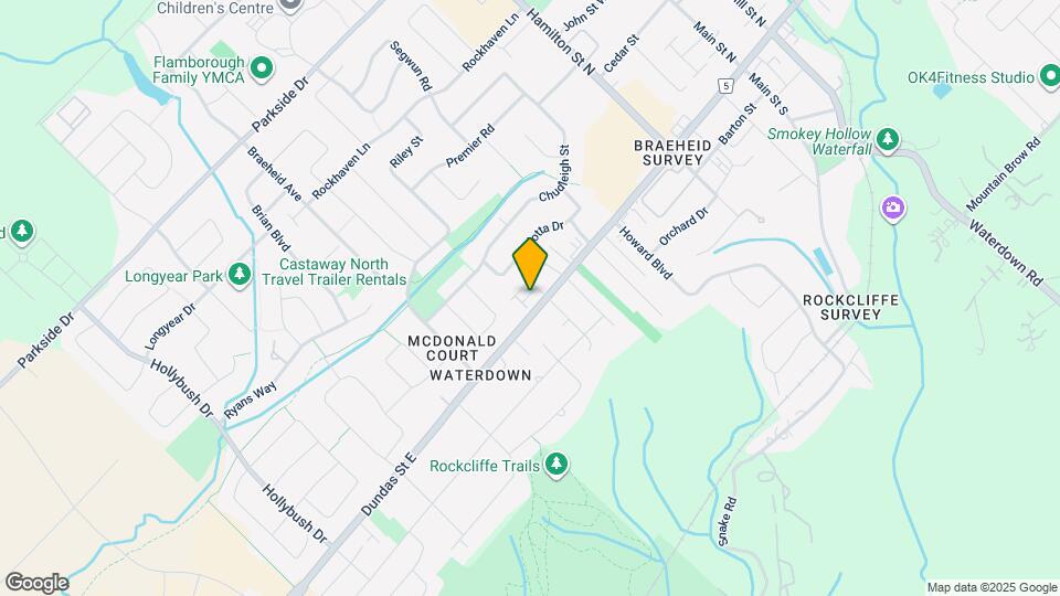 215 Dundas St E Map and Location Details