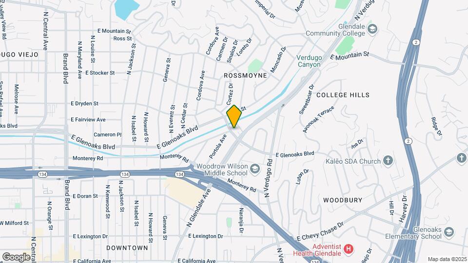 1033 E Glenoaks Blvd Map and Location Details
