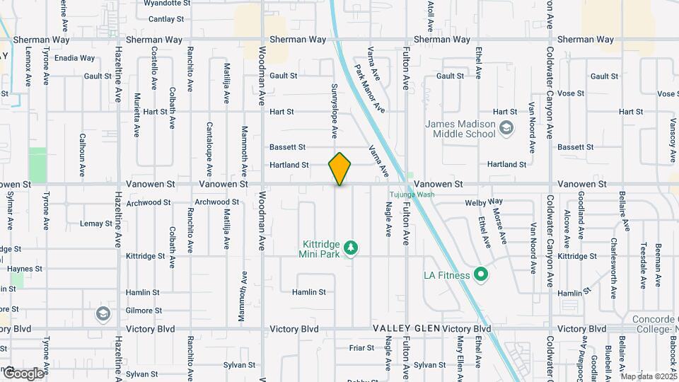 13458 Vanowen St Mapa y Detalles de la Ubicación