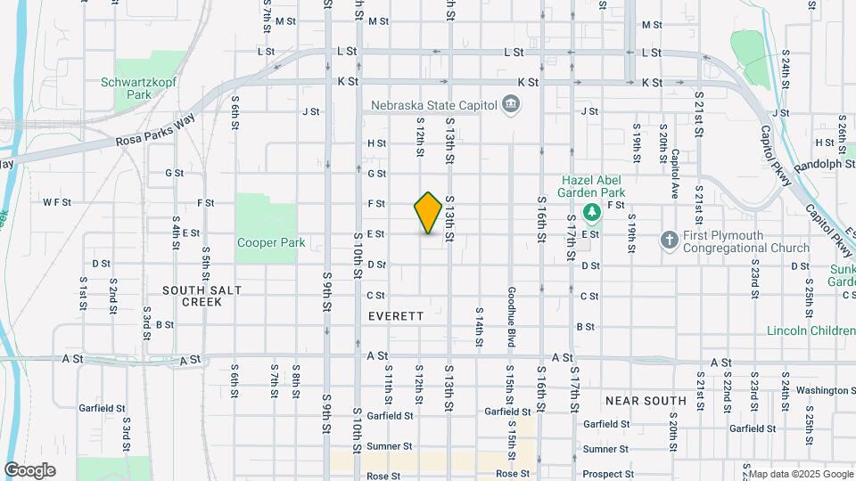 1207 E St Mapa y Detalles de la Ubicación
