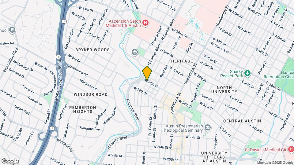 905 W 30th St Map and Location Details