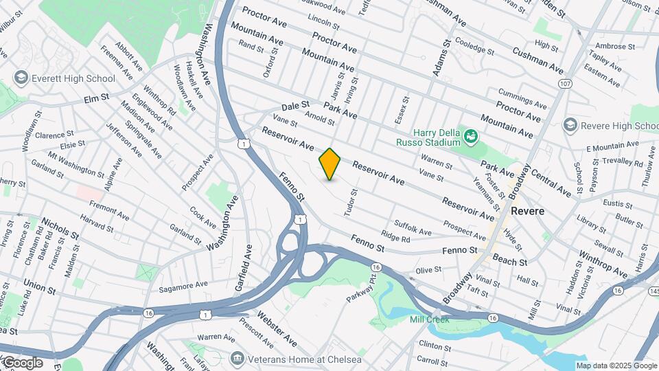 279 Suffolk Ave Map and Location Details