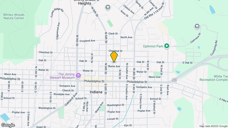 542 Oak St Map and Location Details
